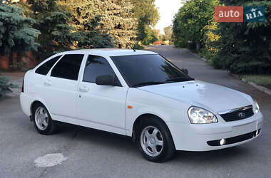 Хэтчбек ВАЗ 2172 Priora 2011 в 