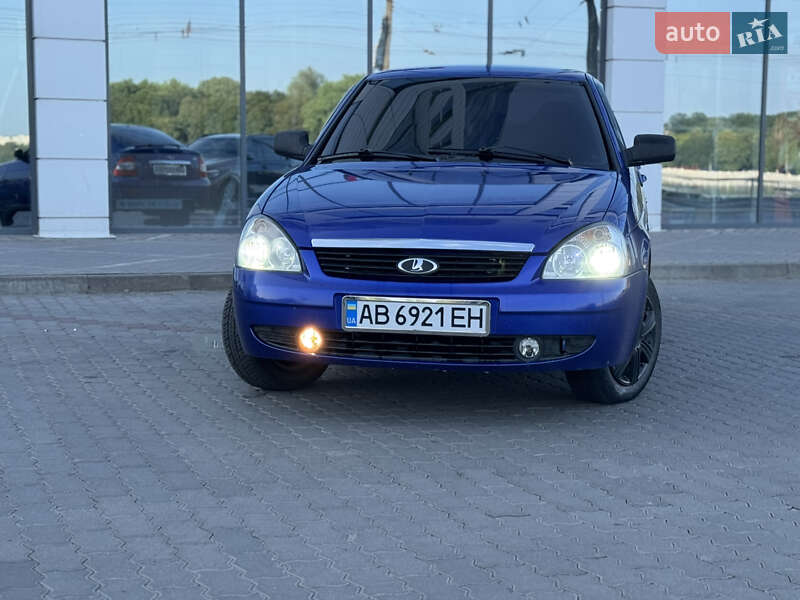 Хетчбек ВАЗ / Lada 2172 Priora 2010 в Хмельницькому