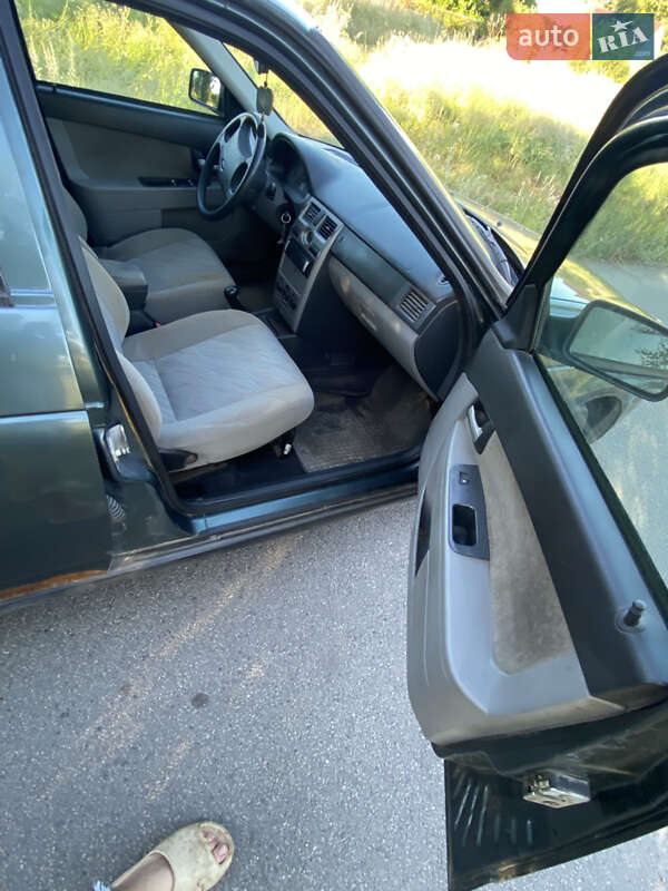 Хэтчбек ВАЗ / Lada 2172 Priora 2008 в Днепре