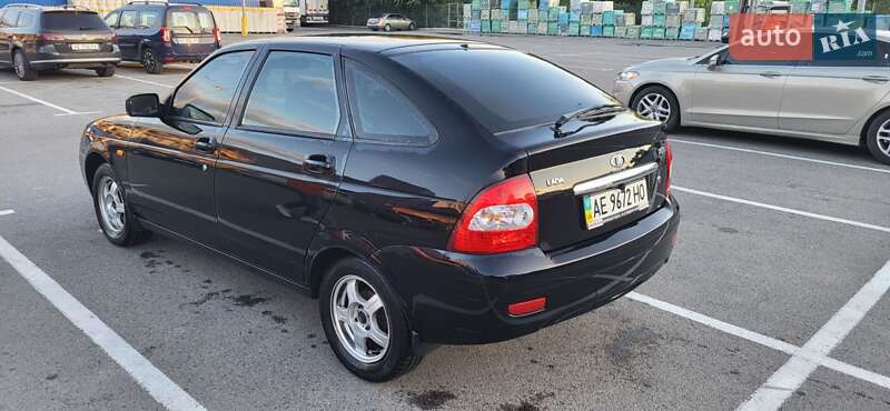 Хэтчбек ВАЗ / Lada 2172 Priora 2008 в Днепре
