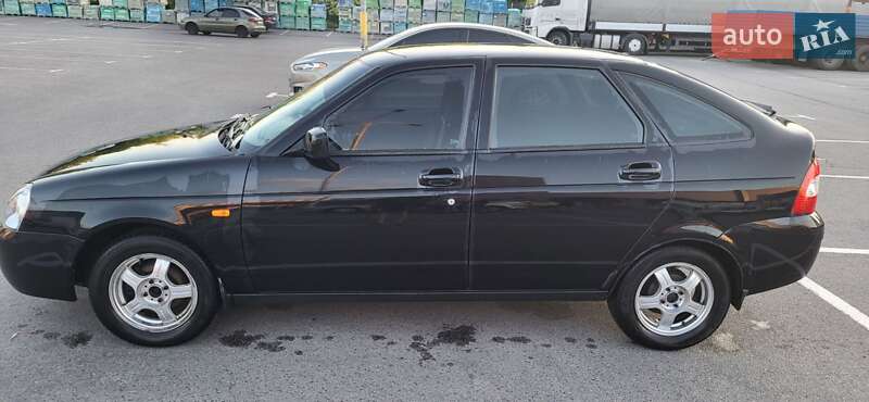 Хэтчбек ВАЗ / Lada 2172 Priora 2008 в Днепре