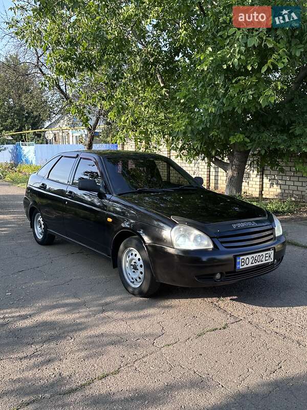 Хетчбек ВАЗ / Lada 2172 Priora 2010 в Апостоловому