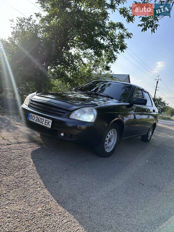 Хетчбек ВАЗ / Lada 2172 Priora 2010 в Апостоловому