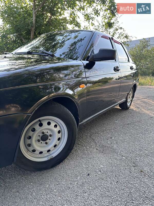 Хетчбек ВАЗ / Lada 2172 Priora 2010 в Апостоловому