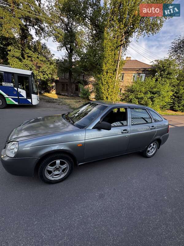 Хэтчбек ВАЗ / Lada 2172 Priora 2008 в Каменском