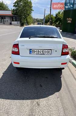 Хэтчбек ВАЗ 2172 Priora 2012 в 