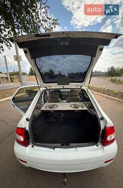 Хэтчбек ВАЗ 2172 Priora 2008 в 
