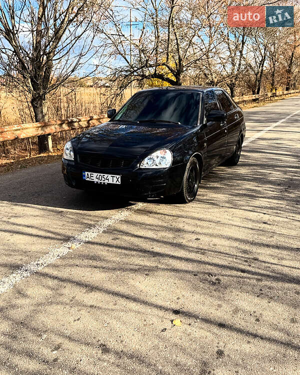 Хэтчбек ВАЗ / Lada 2172 Priora 2012 в Павлограде