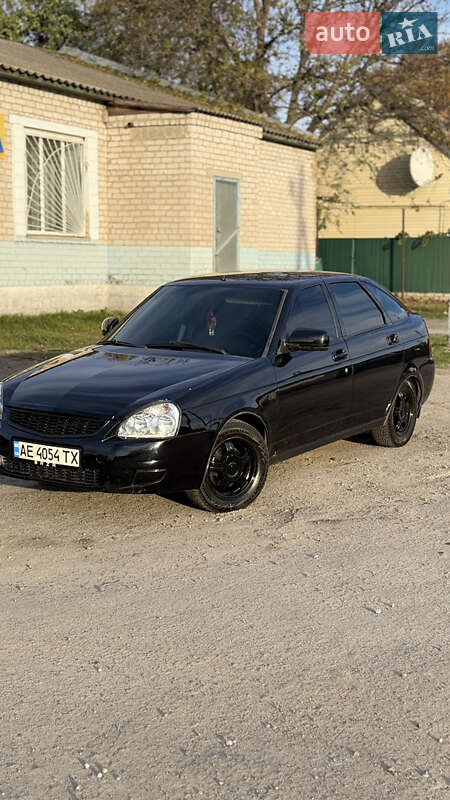 Хэтчбек ВАЗ / Lada 2172 Priora 2012 в Павлограде