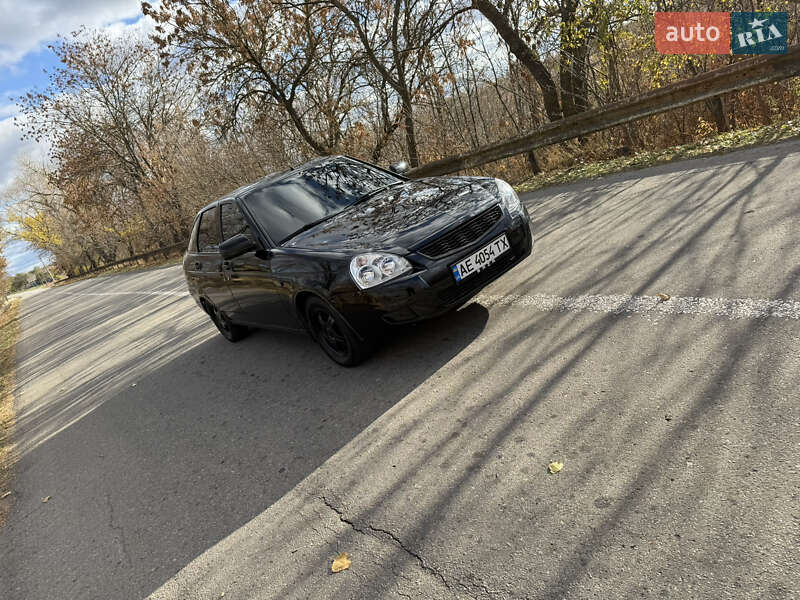 Хэтчбек ВАЗ / Lada 2172 Priora 2012 в Павлограде