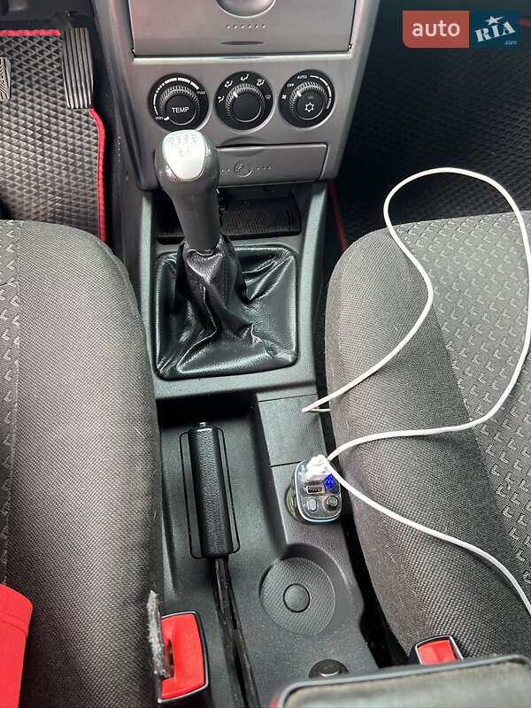 Хэтчбек ВАЗ / Lada 2172 Priora 2012 в Павлограде