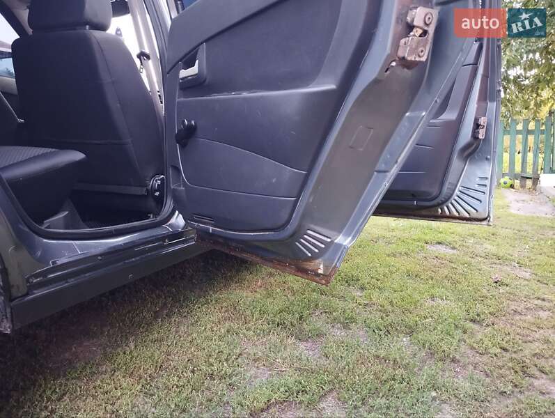 Хэтчбек ВАЗ / Lada 2172 Priora 2011 в Литине