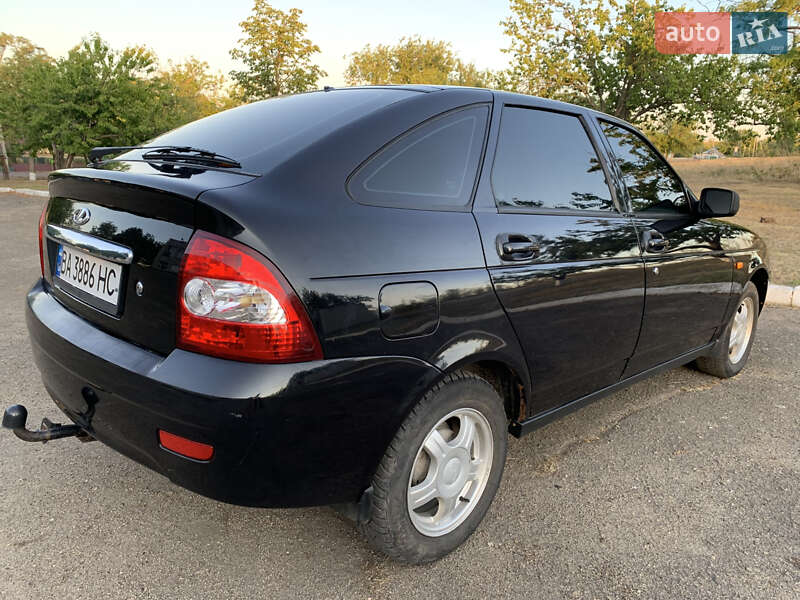 Хэтчбек ВАЗ / Lada 2172 Priora 2008 в Бобринце