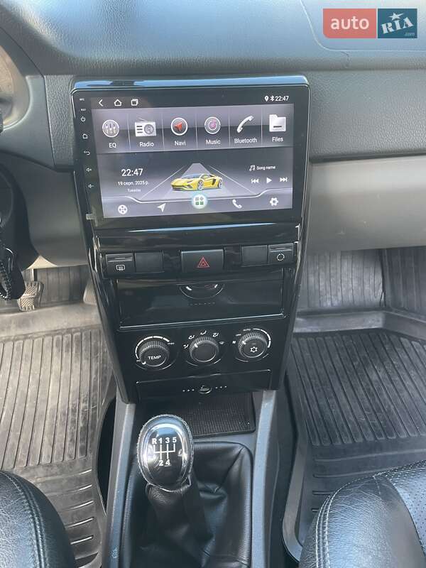 Хетчбек ВАЗ / Lada 2172 Priora 2009 в Броварах