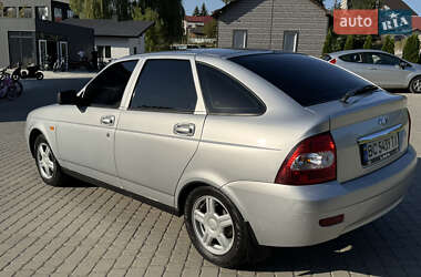 Хэтчбек ВАЗ 2172 Priora 2008 в 