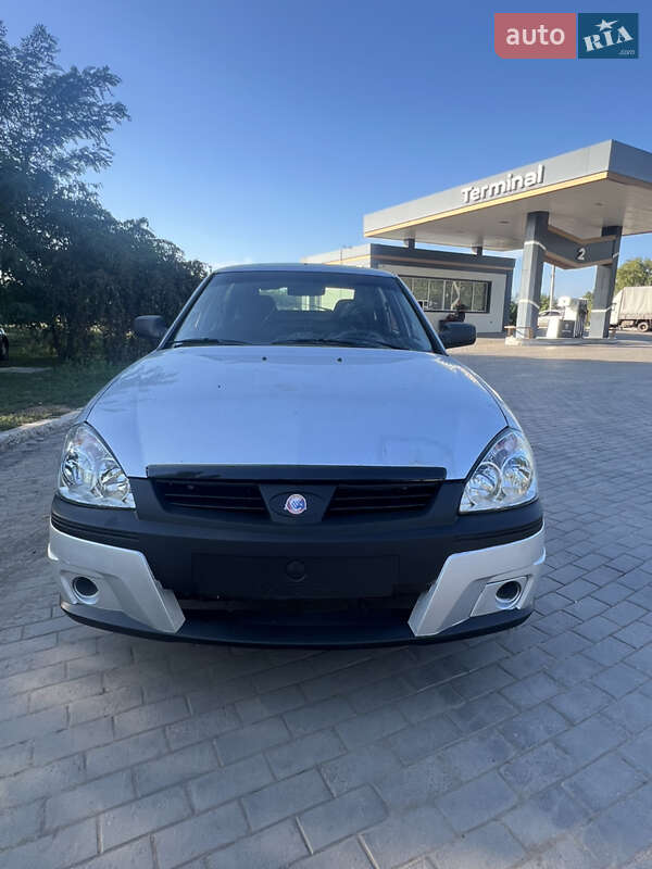 ВАЗ / Lada 2172 Priora 2011
