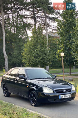 Хэтчбек ВАЗ 2172 Priora 2008 в 