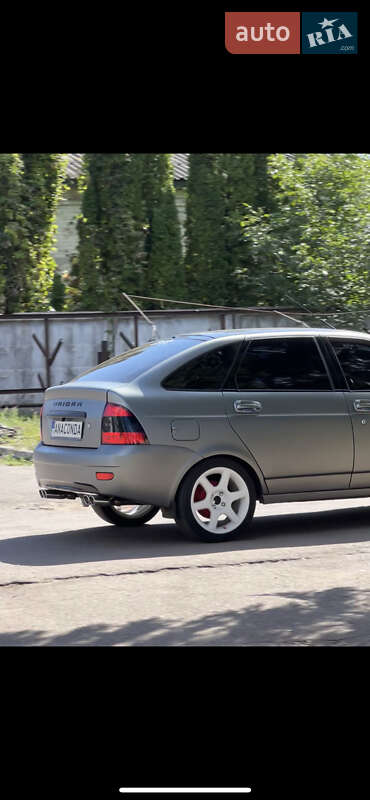 Хетчбек ВАЗ / Lada 2172 Priora 2011 в Прилуках