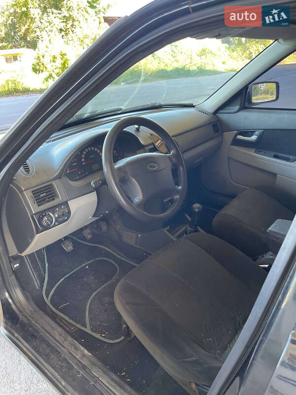 Хэтчбек ВАЗ / Lada 2172 Priora 2008 в Киеве