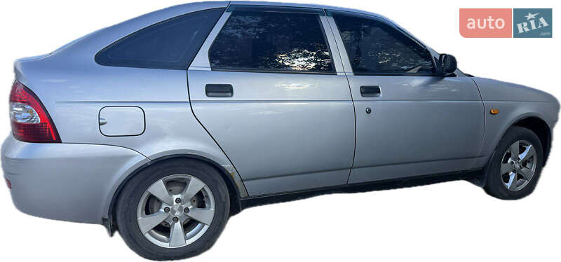 Хэтчбек ВАЗ / Lada 2172 Priora 2008 в Харькове