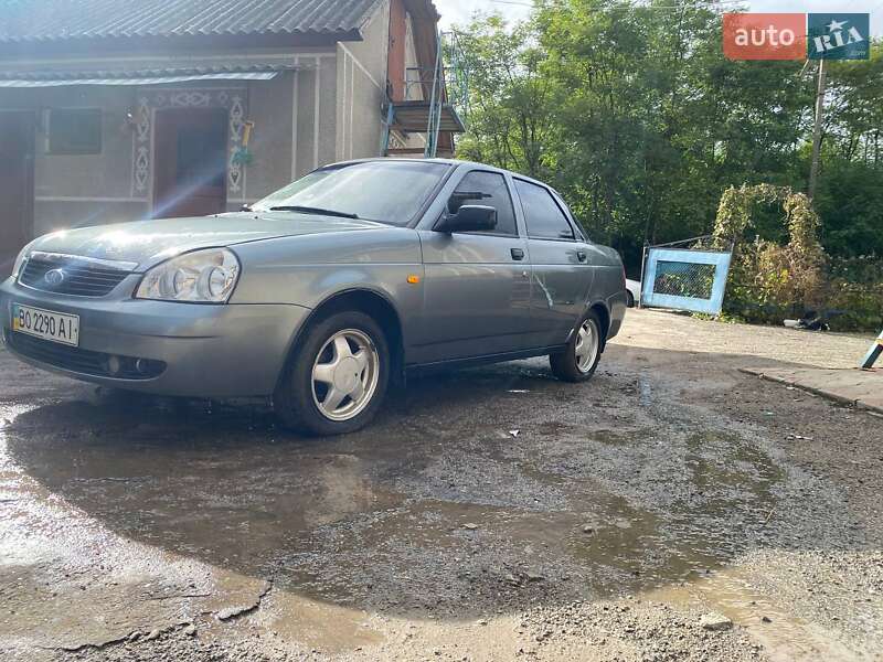 Хетчбек ВАЗ / Lada 2172 Priora 2008 в Чорткові