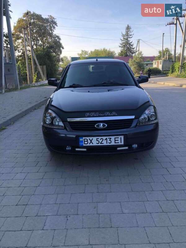 Хэтчбек ВАЗ / Lada 2172 Priora 2008 в Житомире фото 7 Хэтчбек ВАЗ / Lada 2172 Priora 2008 в Житомире