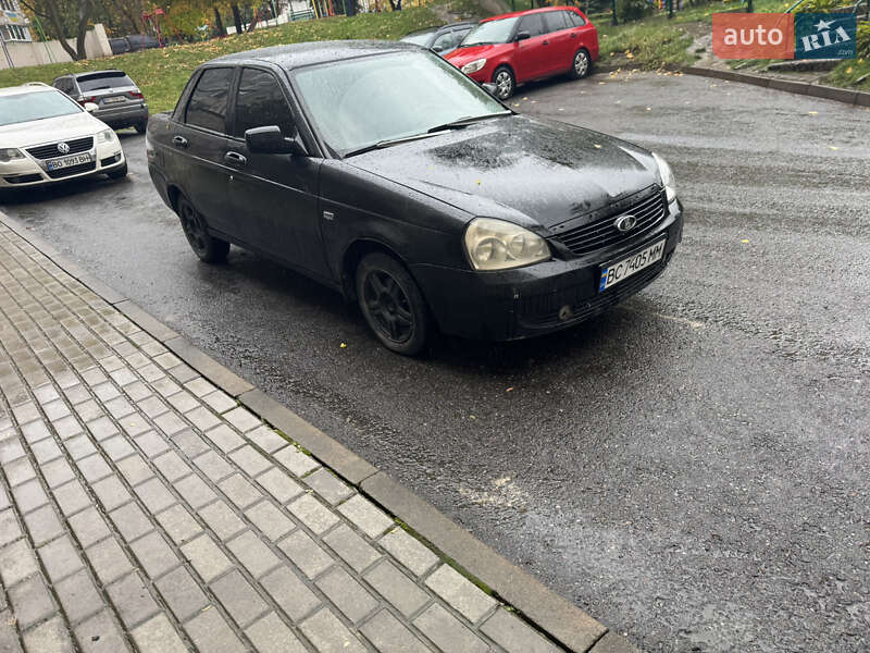 Хетчбек ВАЗ / Lada 2172 Priora 2008 в Тернополі фото 4 Хетчбек ВАЗ / Lada 2172 Priora 2008 в Тернополі