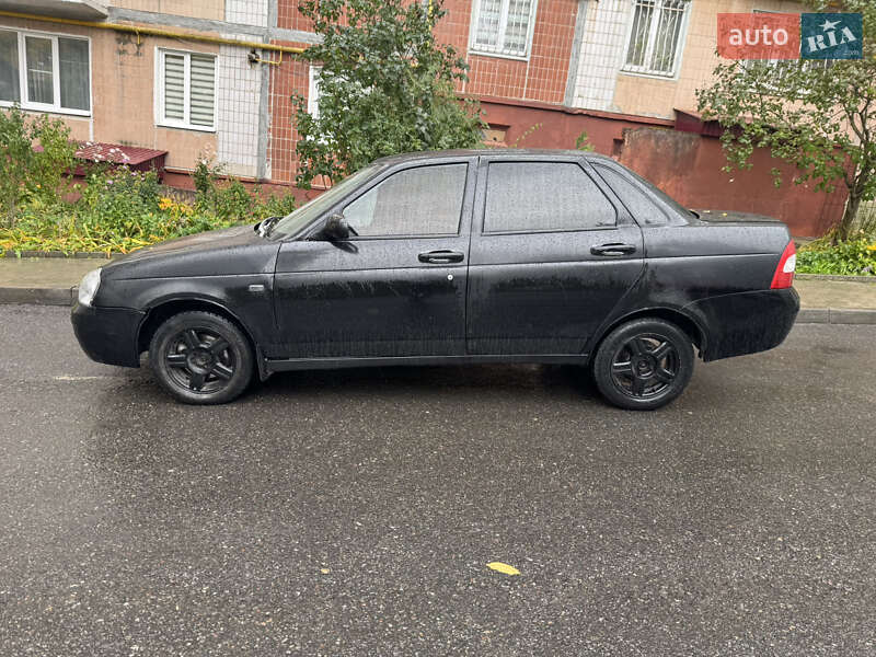 Хетчбек ВАЗ / Lada 2172 Priora 2008 в Тернополі фото 6 Хетчбек ВАЗ / Lada 2172 Priora 2008 в Тернополі