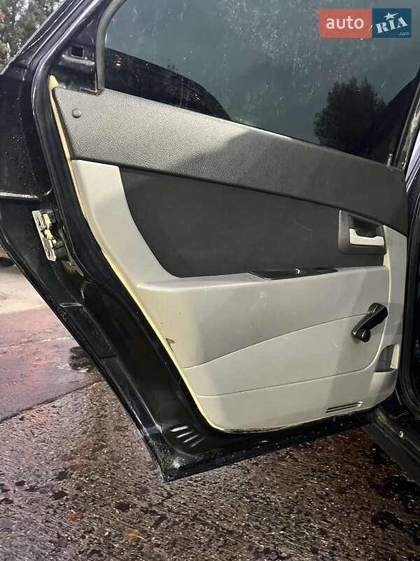 Хетчбек ВАЗ / Lada 2172 Priora 2008 в Києві фото 11 Хетчбек ВАЗ / Lada 2172 Priora 2008 в Києві