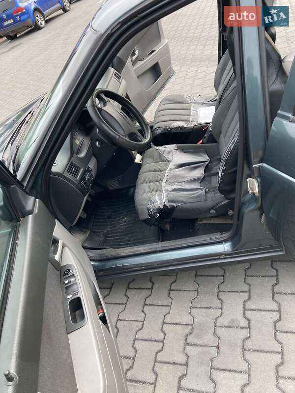 Хэтчбек ВАЗ / Lada 2172 Priora 2011 в Тернополе фото 10 Хэтчбек ВАЗ / Lada 2172 Priora 2011 в Тернополе