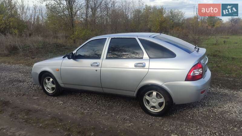 Хэтчбек ВАЗ / Lada 2172 Priora 2009 в Краматорске