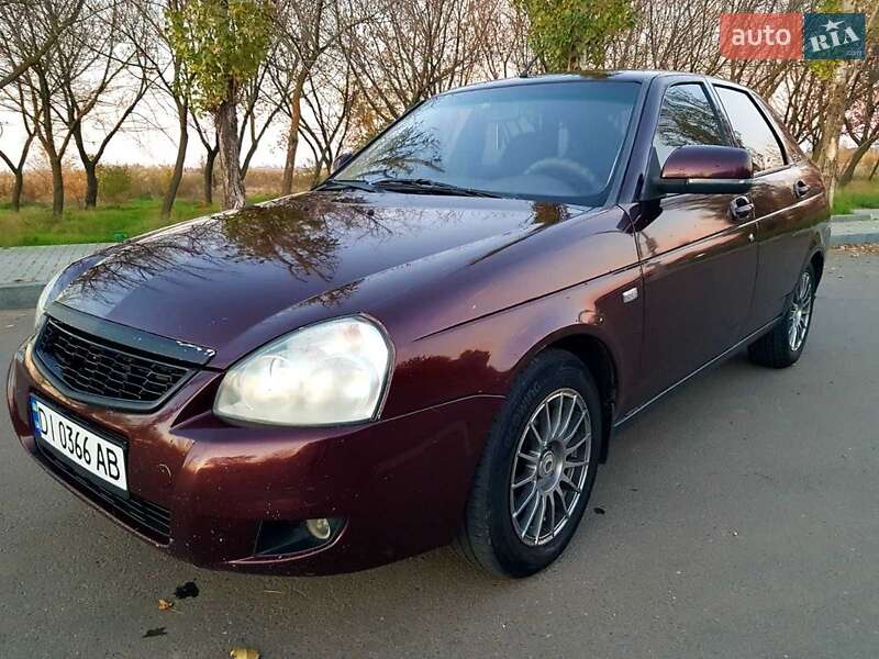 ВАЗ / Lada 2172 Priora 2013