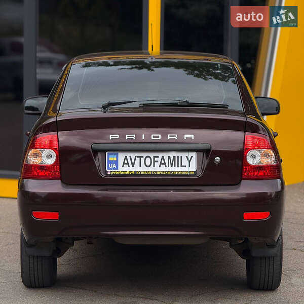 Хэтчбек ВАЗ / Lada 2172 Priora 2012 в Киеве