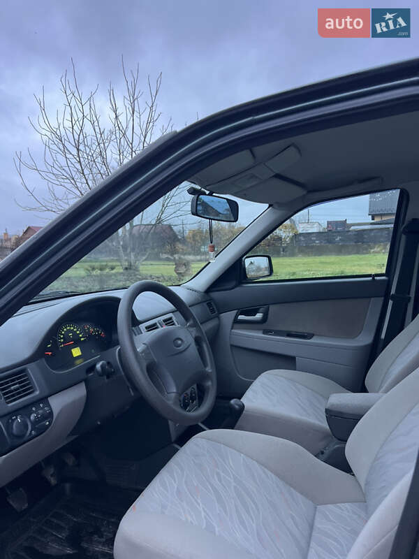 Хетчбек ВАЗ / Lada 2172 Priora 2008 в Здолбуніві фото 19 Хетчбек ВАЗ / Lada 2172 Priora 2008 в Здолбуніві