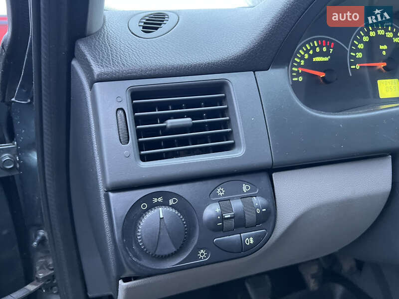 Хетчбек ВАЗ / Lada 2172 Priora 2008 в Здолбуніві фото 20 Хетчбек ВАЗ / Lada 2172 Priora 2008 в Здолбуніві