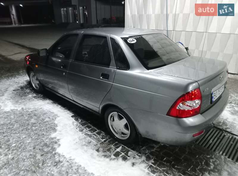 Хетчбек ВАЗ / Lada 2172 Priora 2008 в Чорткові