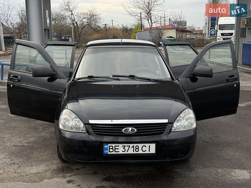 Хэтчбек ВАЗ / Lada 2172 Priora 2013 в Первомайске фото 18 Хэтчбек ВАЗ / Lada 2172 Priora 2013 в Первомайске