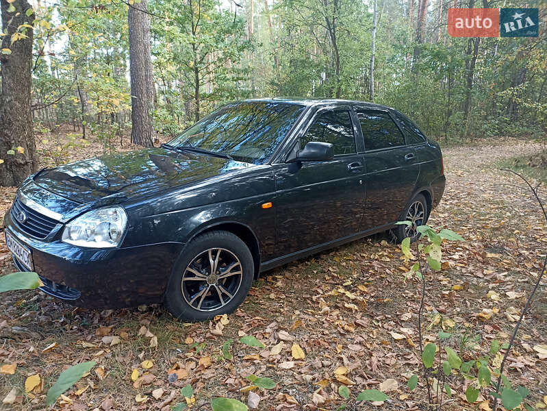 Хетчбек ВАЗ / Lada 2172 Priora 2008 в Сумах фото 4 Хетчбек ВАЗ / Lada 2172 Priora 2008 в Сумах