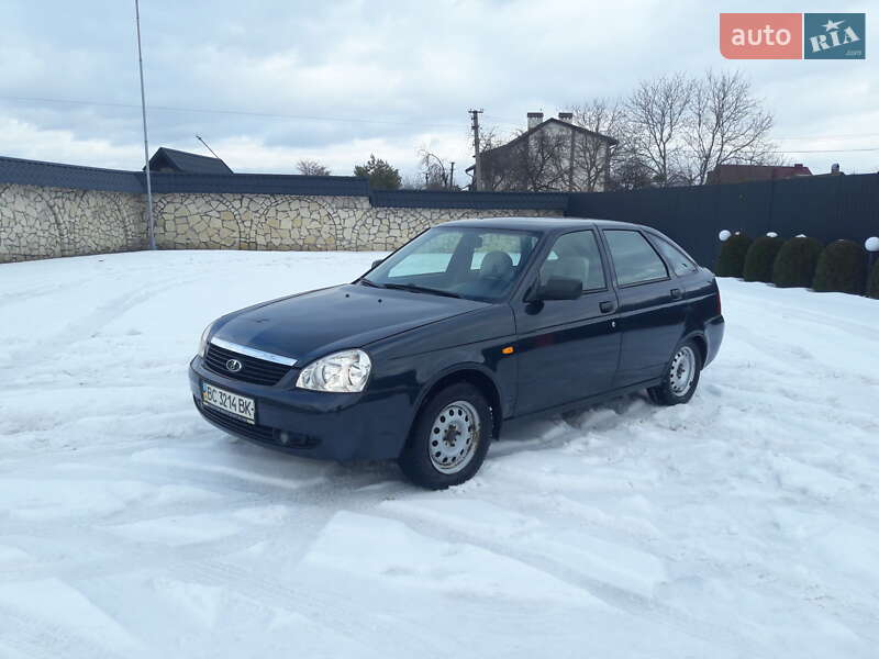 Хетчбек ВАЗ / Lada 2172 Priora 2008 в Львові