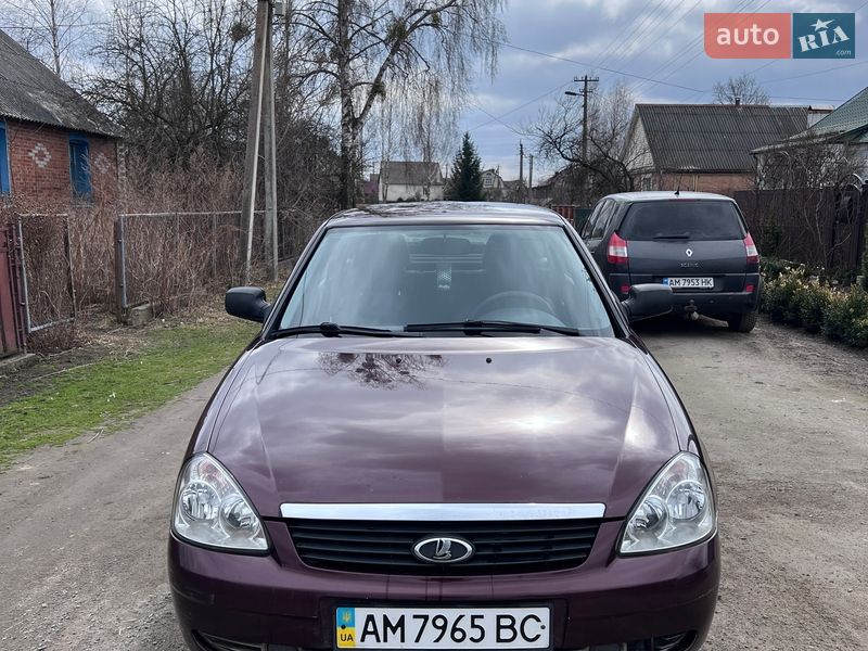 ВАЗ / Lada 2172 Priora 2011
