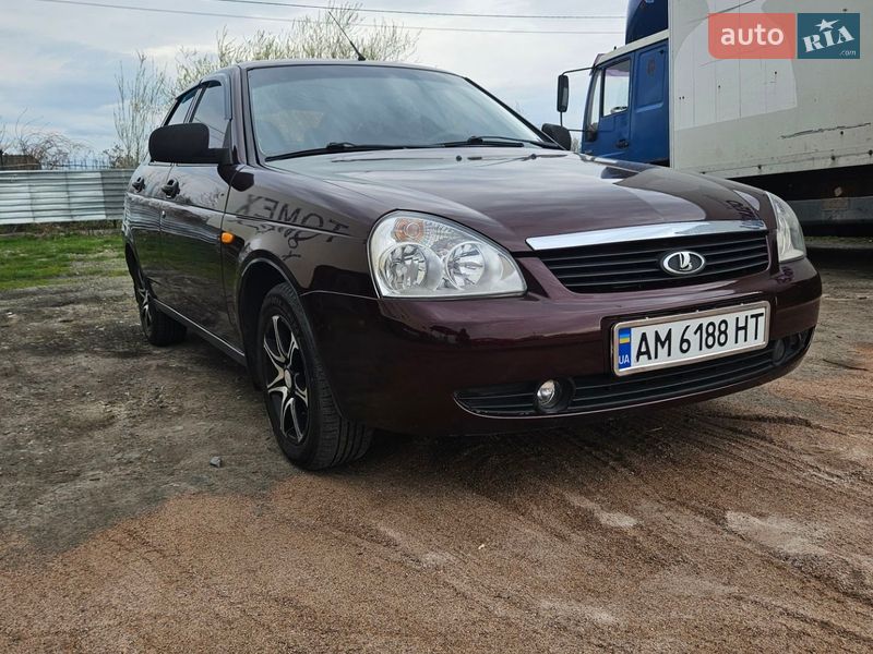 ВАЗ / Lada 2172 Priora 2012