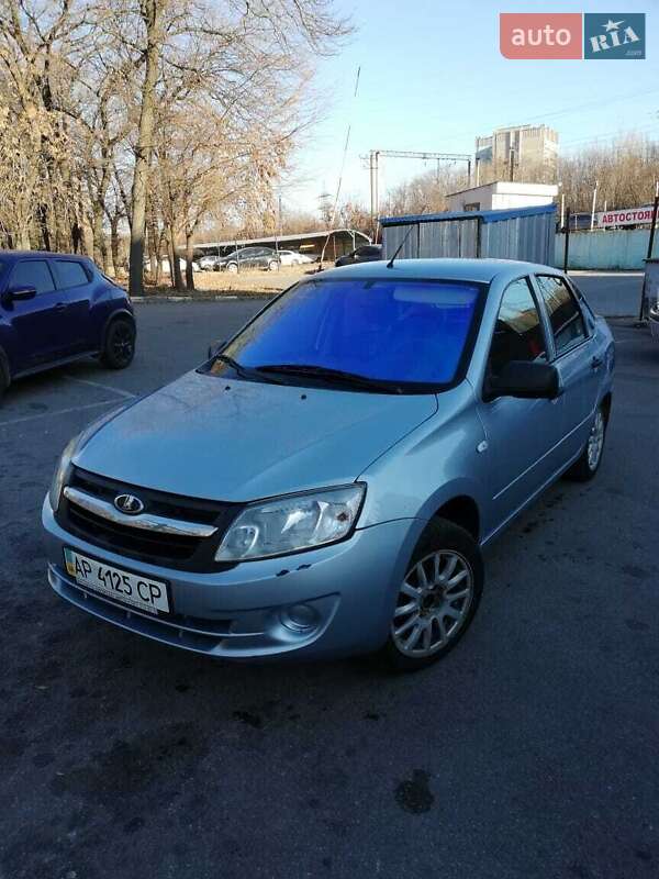 Седан ВАЗ / Lada 2190 Granta 2014 в Запоріжжі