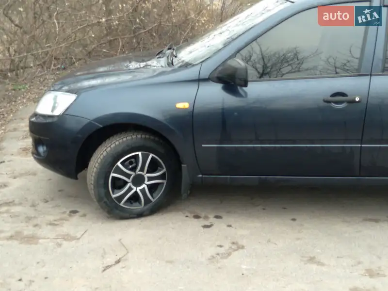 ВАЗ / Lada 2190 Granta 2013 VIN XTA219010D0137775 фото оголошення 2 з 44