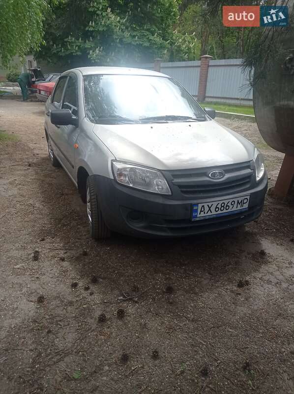 Седан ВАЗ / Lada 2190 Granta 2015 в Кегичівці фото 5 Седан ВАЗ / Lada 2190 Granta 2015 в Кегичівці