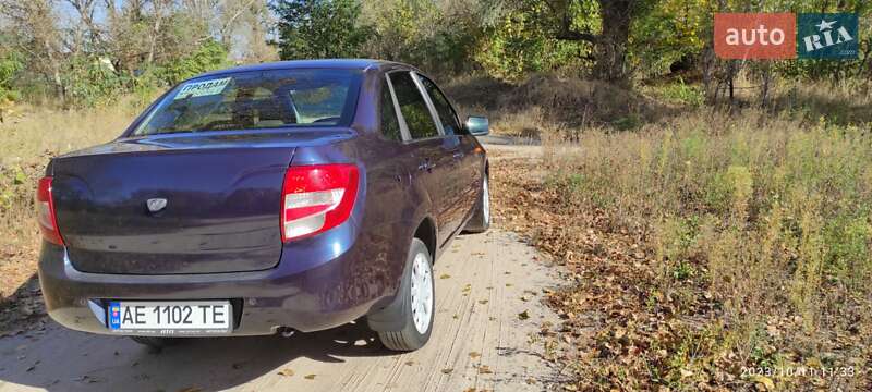 Седан ВАЗ / Lada 2190 Granta 2013 в Днепре