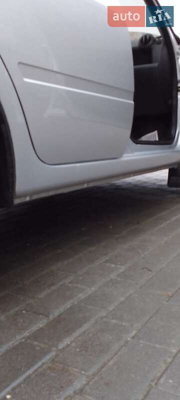 Седан ВАЗ / Lada 2190 Granta 2013 в Харькове фото 13 Седан ВАЗ / Lada 2190 Granta 2013 в Харькове