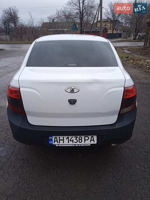 Седан ВАЗ / Lada 2190 Granta 2013 в Краматорске
