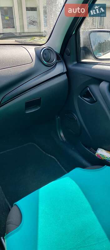 Седан ВАЗ / Lada 2190 Granta 2019 в Одесі