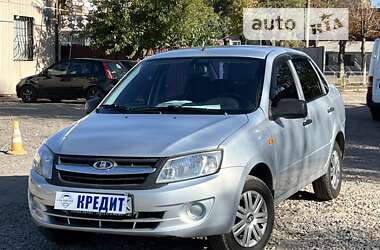 Седан ВАЗ / Lada 2190 Granta 2013 в Кривому Розі