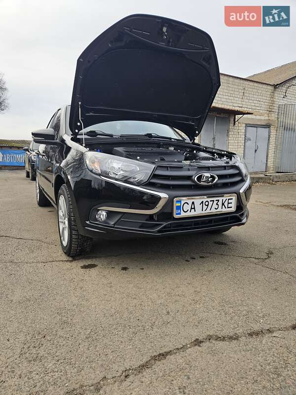 Седан ВАЗ / Lada 2190 Granta 2021 в Городище